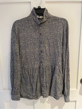 FRYE AND CO. Monica Womens Size M 
Blue Floral Casual Button-Down Shirt